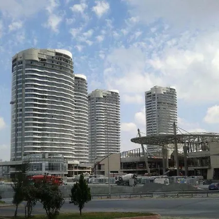 Basaksehir Shopping Center Διαμέρισμα *